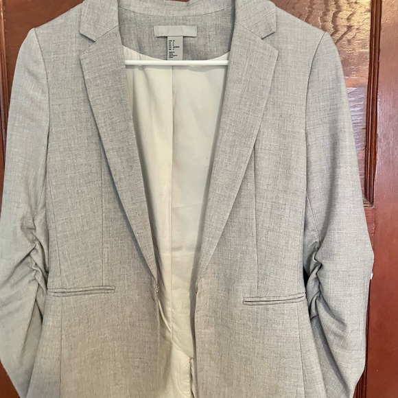 H&M blazer - Picture 1 of 3